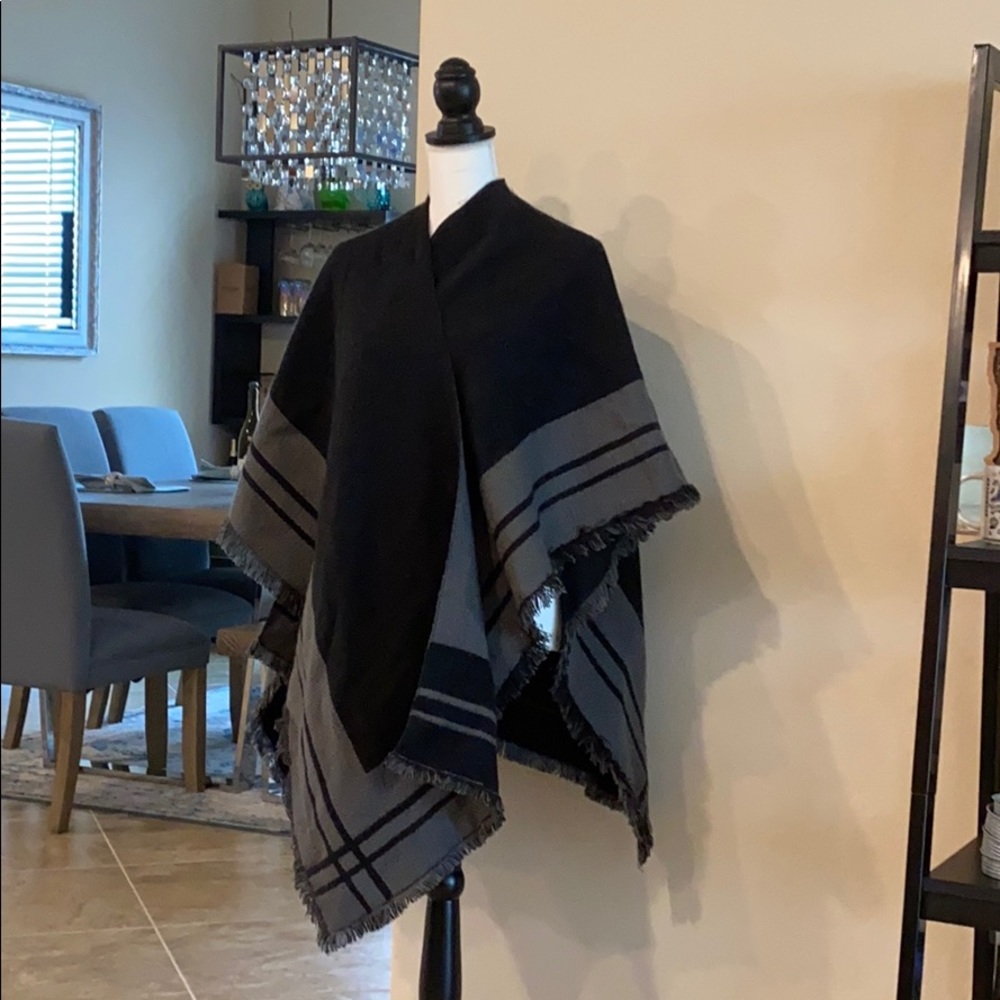 Woolrich Poncho